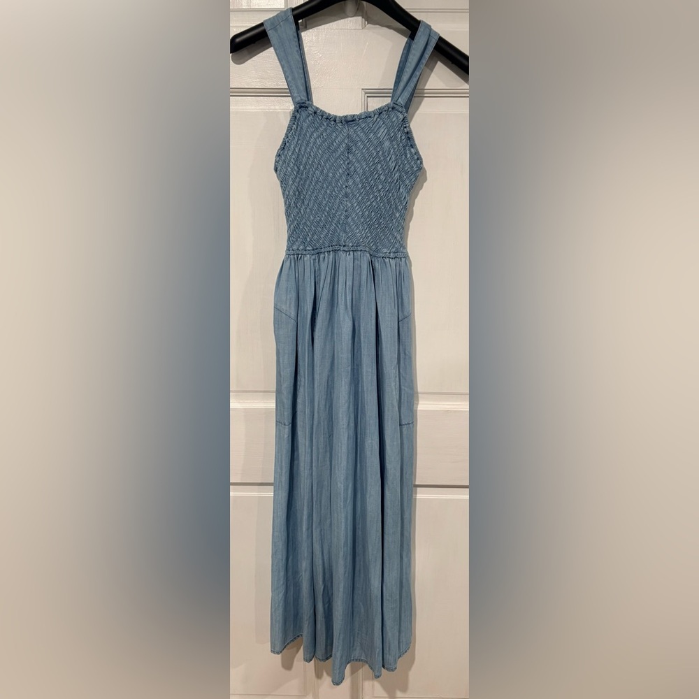 Nic + Zoe Sarah Smocked Chambray Sundress | size: XS | Color: Mid Wash - Picture 3 of 8
